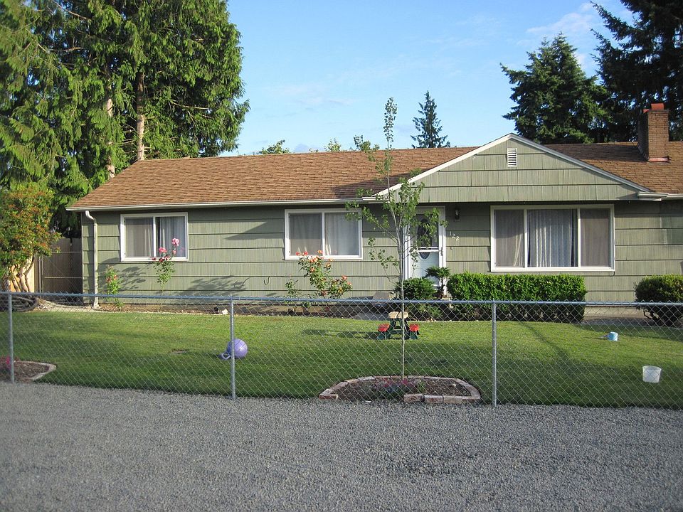 2nd image of 122 Violet Meadow St E