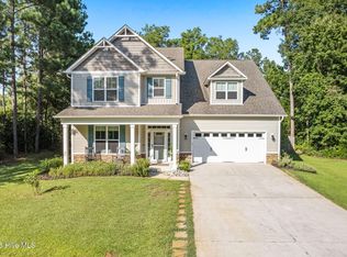 107 Weir Dr, Hampstead, NC 28443