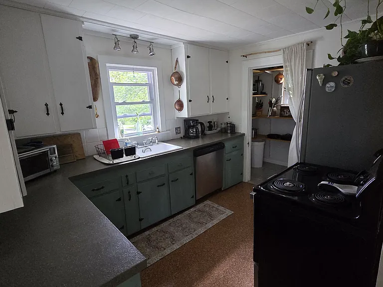 6235 Bridge St — Photo 5