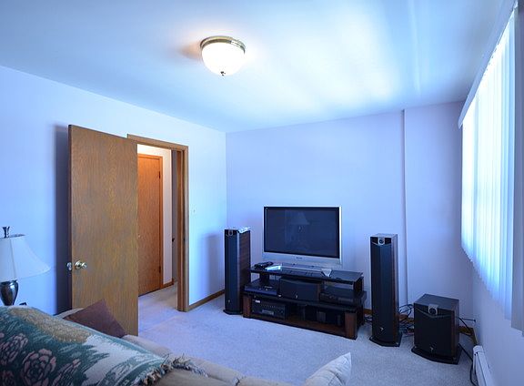 5th image of 10440 S 51st Ct