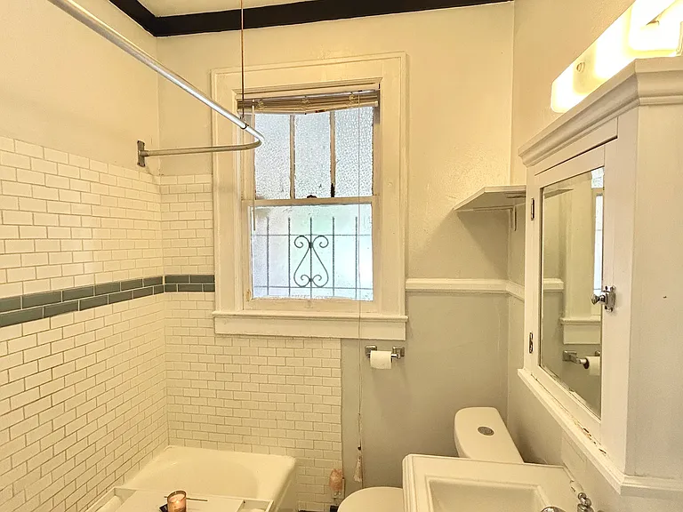 40 Cottage Ave #3 — Photo 10