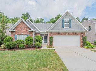 1832 Kilkenny Dr, Clover, SC 29710