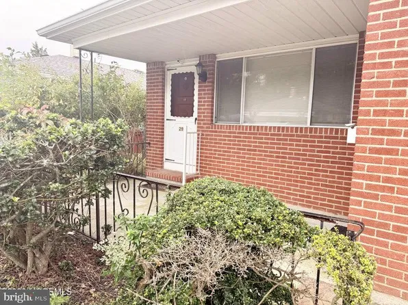 29 Biabou Dr, Toms River, NJ 08757
