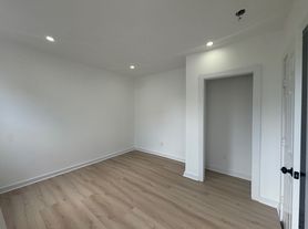 142 Cowles St, Bridgeport, CT