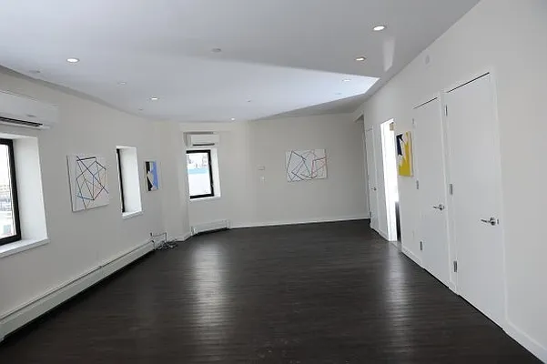 Rented by Nest Seekers International | media 12