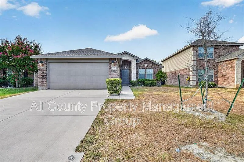320 Chalkstone Dr