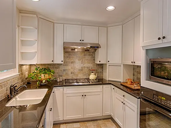 281 Anchor Ct, Boulder Creek, CA 95006