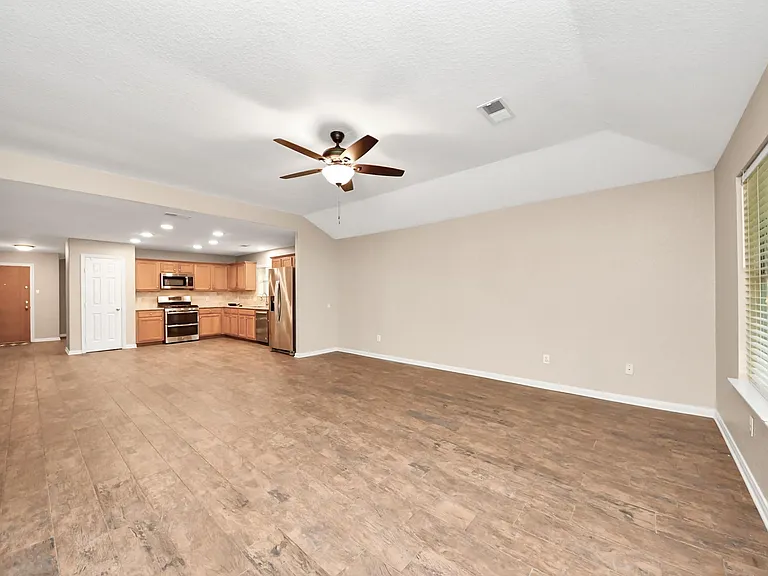 14610 Hazy Ridge Ln — Photo 16