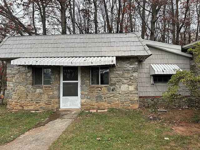 Building Photo - 16 Georgetown Dr #A