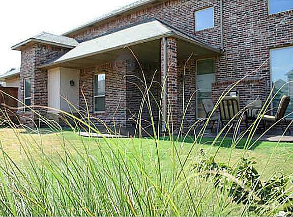 Fenced Side Yard