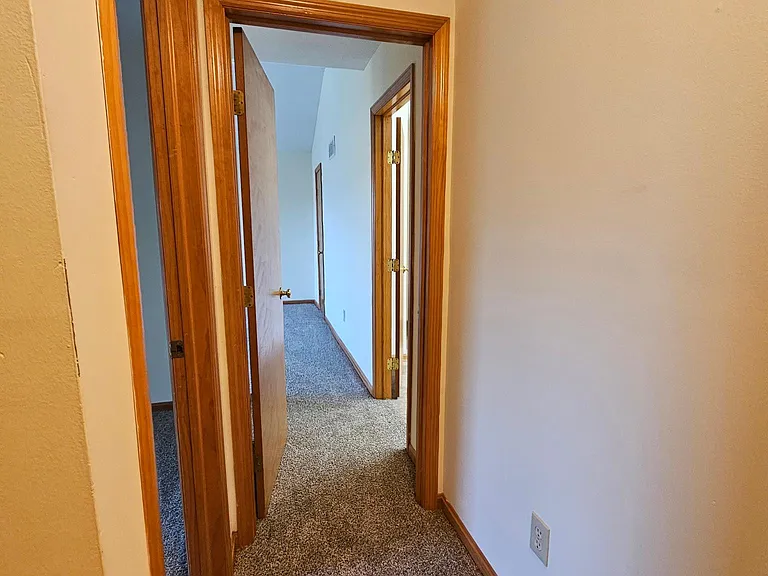 4466 Edgarton Dr — Photo 16