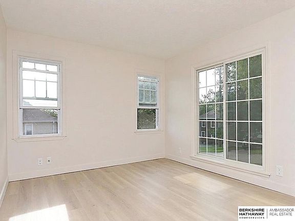 3rd image of 3110 Young St