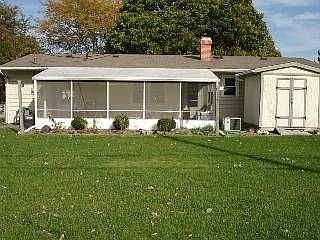 2nd image of 2420 Greenlawn Dr