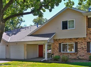 10380 Linnet Cir NW APT 12, Coon Rapids, MN 55433