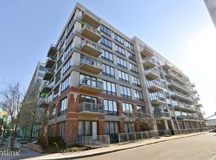 1000 N Kingsbury St APT 504, Chicago, IL