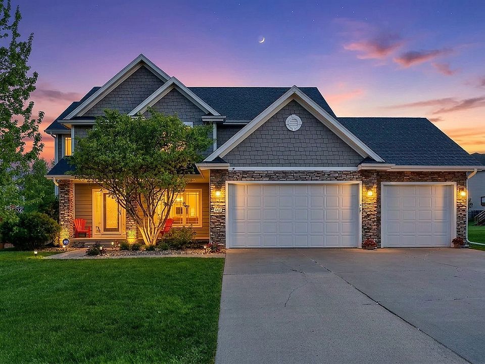 1st image of 540 Spyglass Ln