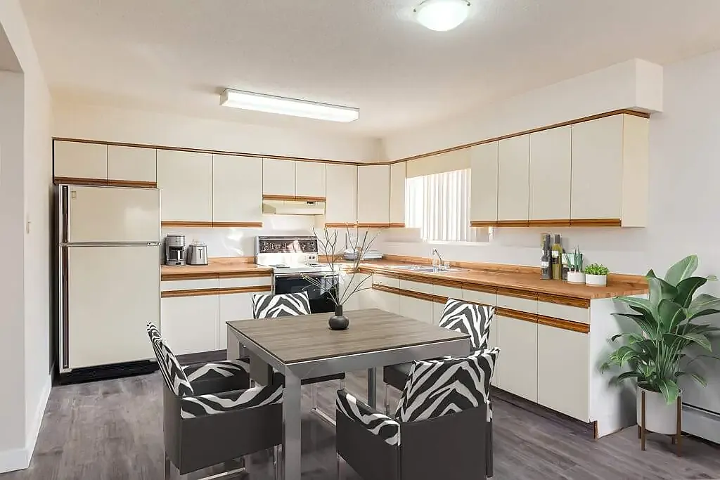 Scherer Apartments — Photo 1