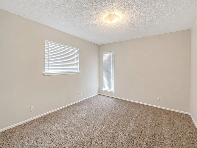 4231 Eagle Nest Dr — Photo 11
