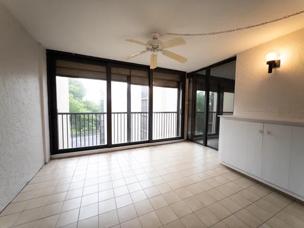 2800 N 46th Ave APT 502A, Hollywood, FL 33021