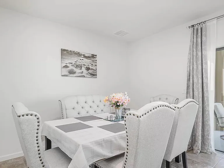 704 Acadia Ct SE — Photo 21