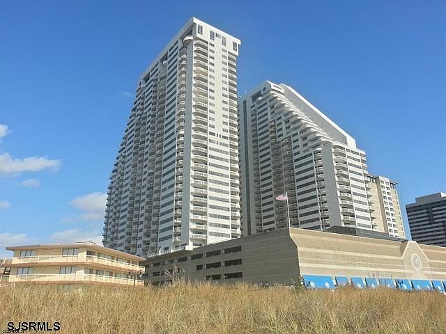 1st image of 3101 Boardwalk #28022
