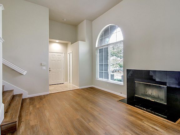 4th image of 919 Brunetti Ct