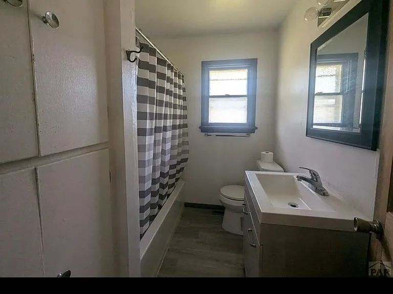 404 Homer Ave — Photo 17