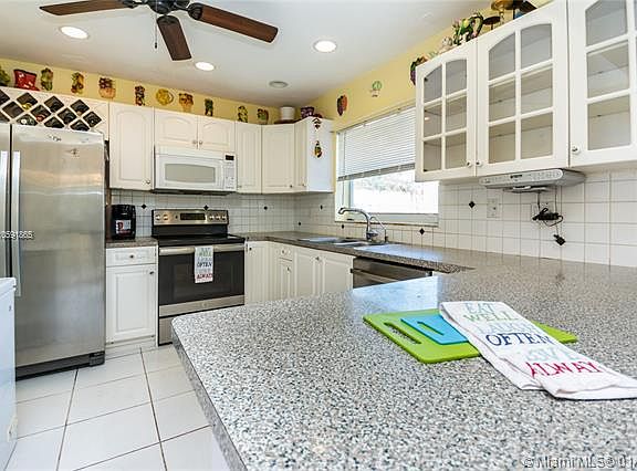 4th image of 7417 SW 12th Ct