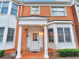 74 Independence Way #TOWNHOUSE, Jersey City, NJ 07305