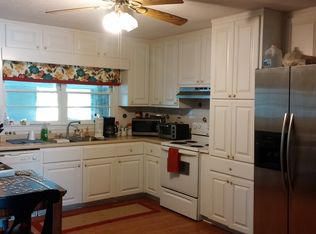 137 Club Dr, Locust Grove, GA 30248