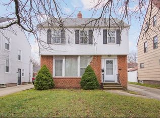 4032 Hinsdale Rd, South Euclid, OH 44121