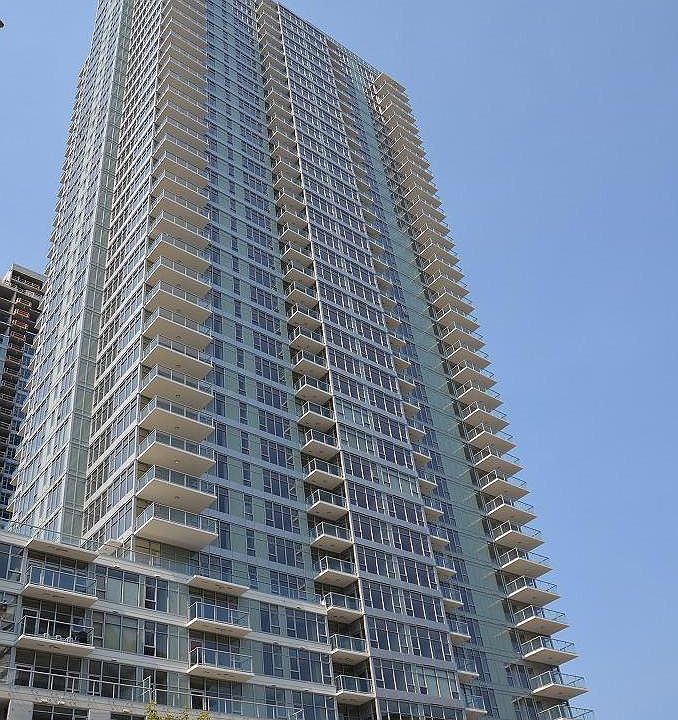 Insignia South Tower
