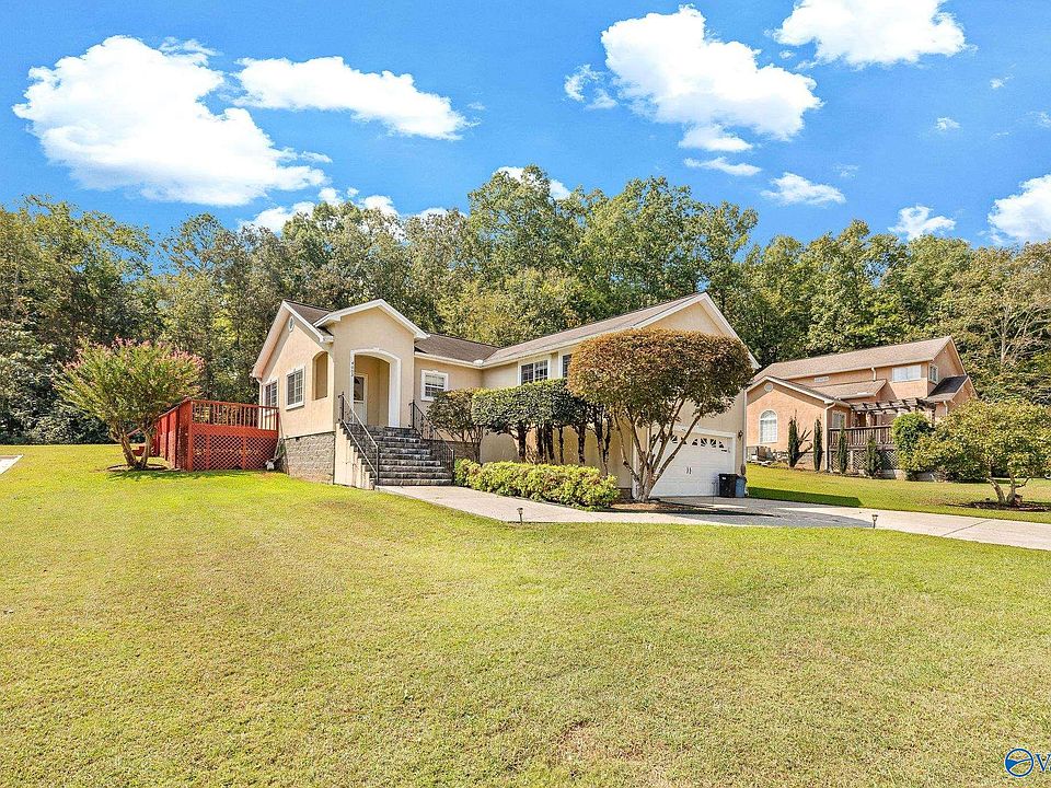 1st image of 4005 Estate Dr