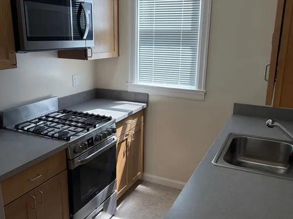 1060 Cole St #8, San Francisco, CA 94117