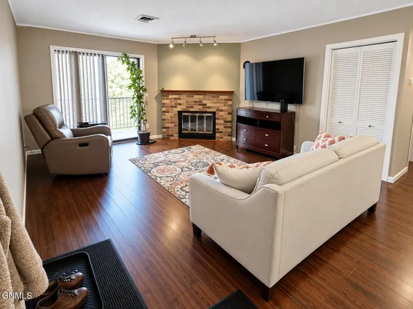 2930 Ontario Ln APT 5, Bismarck, ND 58503