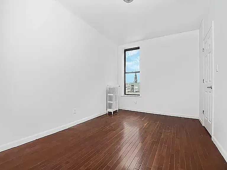 236 Howard Ave #3 — Photo 3