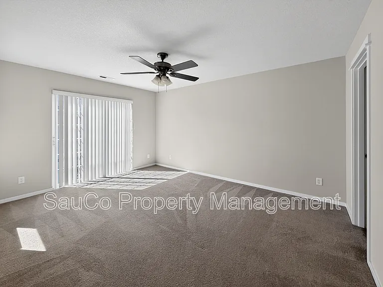7261 NE Stoneybrook St — Photo 17