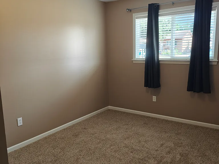 35748 Rolf St — Photo 10