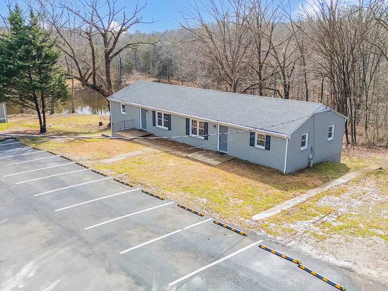 236 Newcomb Drive - 1 — Photo 2