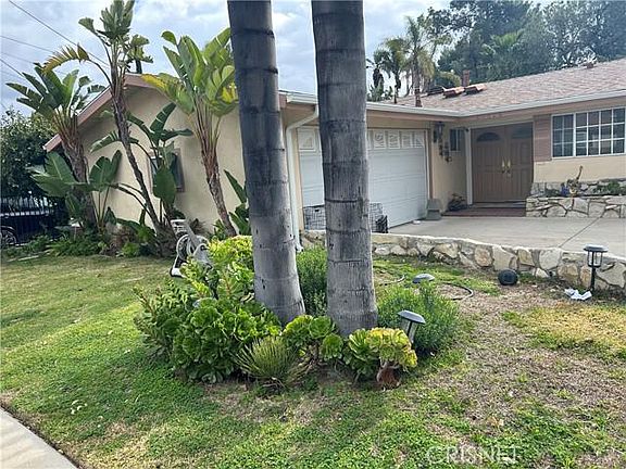 3rd image of 20828 Tiara St