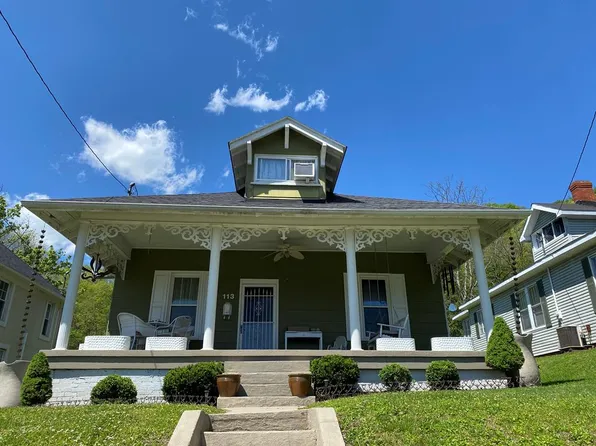 113 4th St, Paintsville, KY 41240