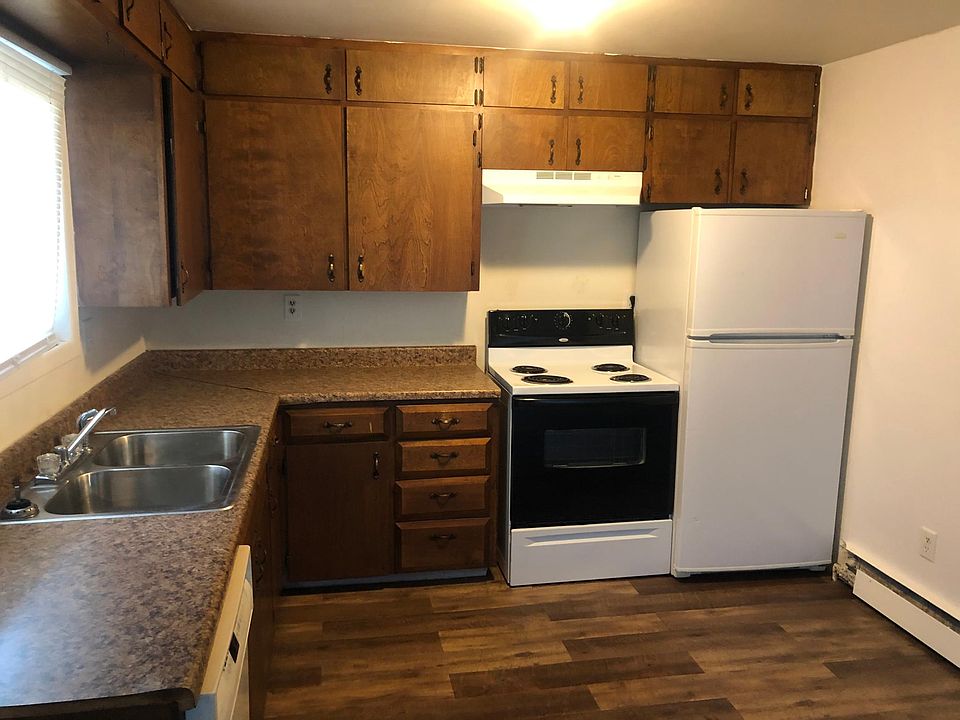 2nd image of 316 E Watertown St #4