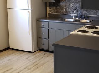 1433 E Walnut St APT 2C, Carbondale, IL 62902