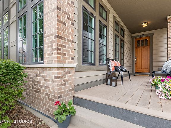 3rd image of 157 School St