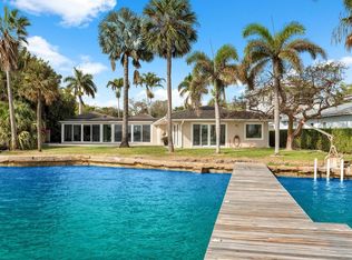 714 S Lake Dr, Lantana, FL 33462