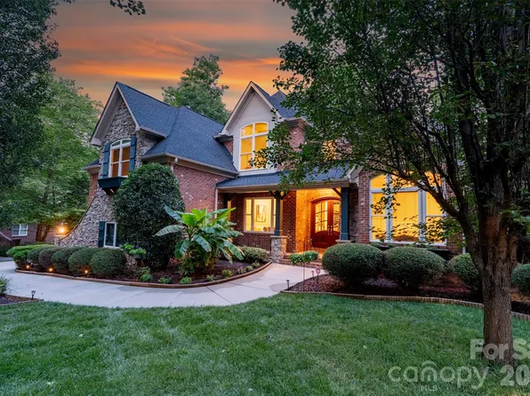 3518 McPherson St, Waxhaw, NC 28173