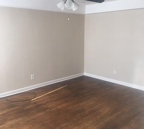 2nd image of 3918 E Gatewood Ln