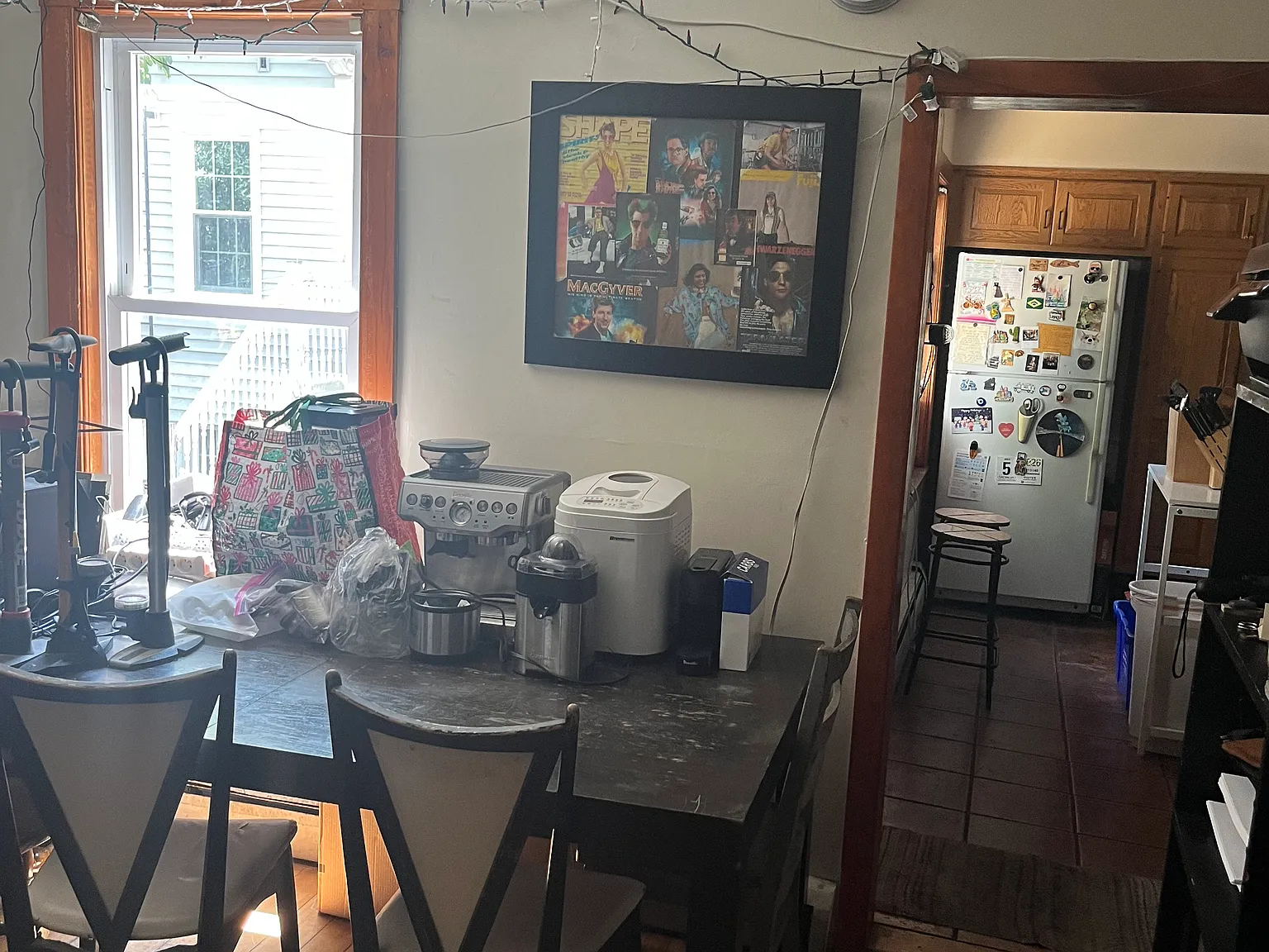 4 bed, 1046 sqft, $4,400 — Photo 3