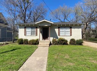 617 Texas St, Denton, TX 76209