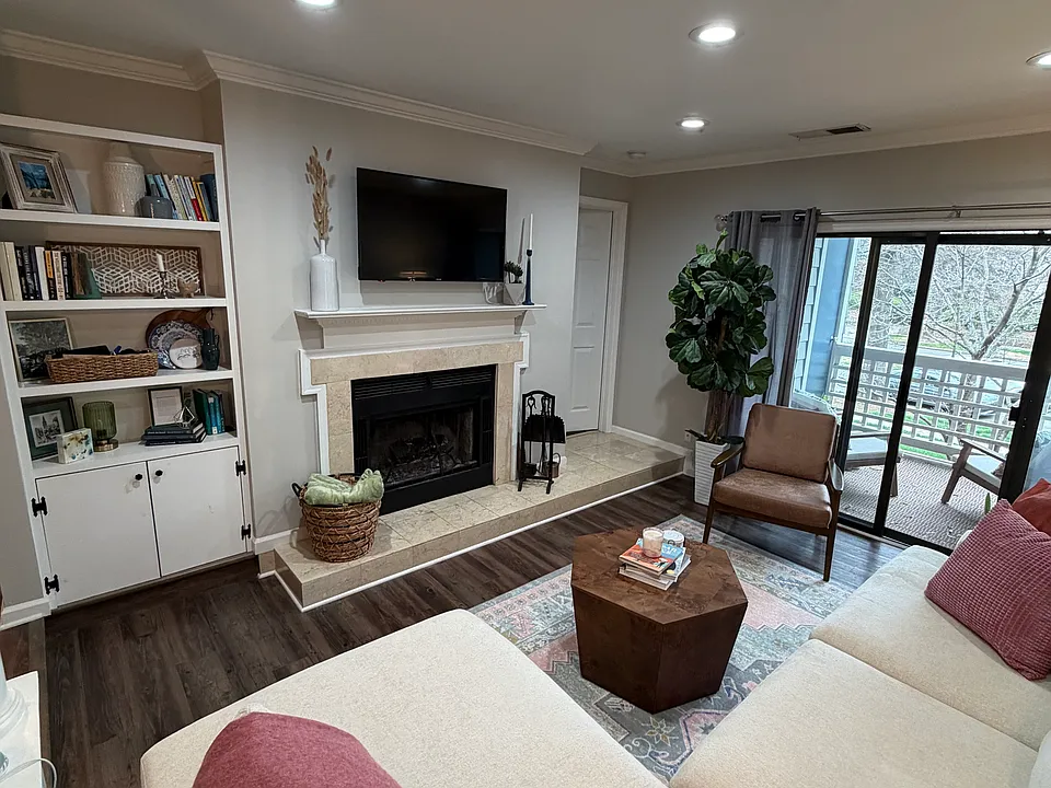 232 Queens Rd #44